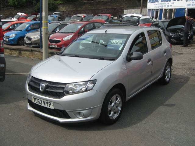 Dacia Sandero 0.9 SANDERO AMBIANCE TCE Hatchback Petrol Silver