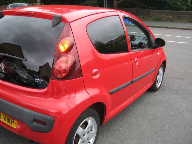 2013 Peugeot 107 1.0 107 ALLURE