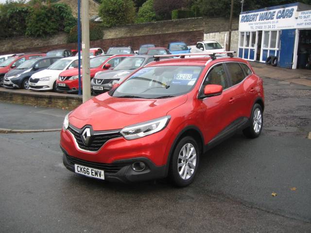 Renault Kadjar 1.5 KADJAR DYNAMIQUE NAV DCI Hatchback Diesel Red