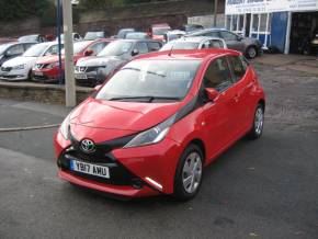 TOYOTA AYGO 2017 (17) at Robert Wade Cars Halifax