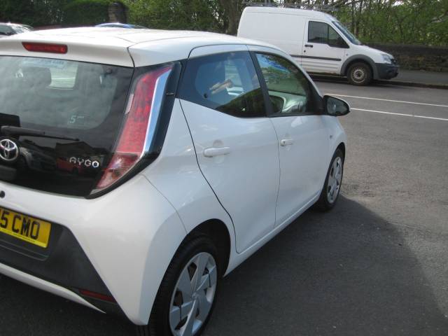 2015 Toyota Aygo 1.0 AYGO X-PLAY VVT-I