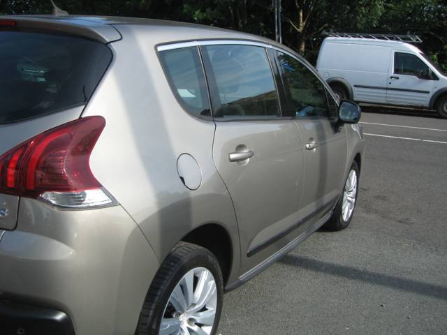 2014 Peugeot 3008 1.6 3008 ACTIVE HDI