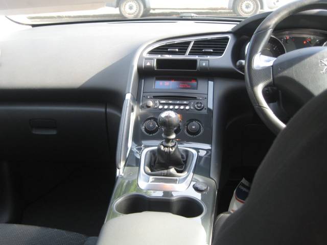 2014 Peugeot 3008 1.6 3008 ACTIVE HDI