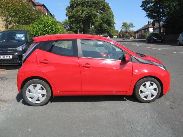 2015 Toyota Aygo 1.0 AYGO X-PLAY VVT-I