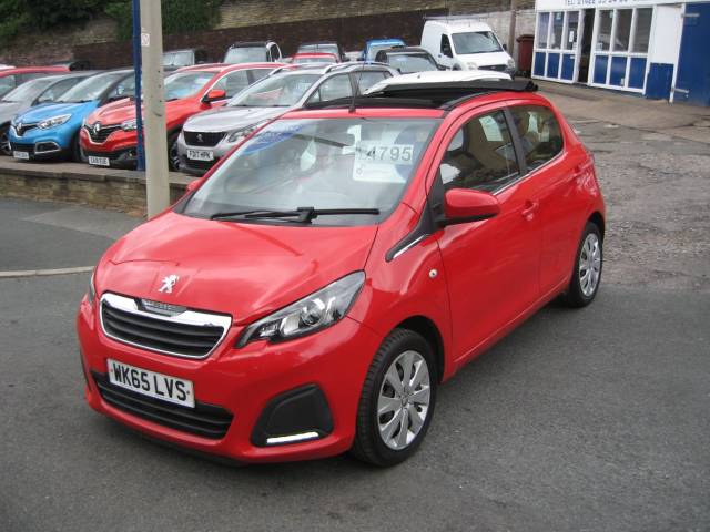 Peugeot 108 1.0 108 ACTIVE TOP Hatchback Petrol Red