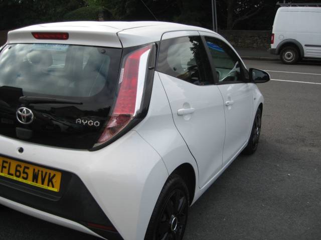 2015 Toyota Aygo 1.0 AYGO X-PLAY VVT-I