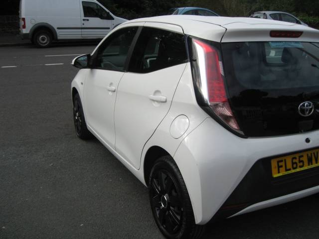 2015 Toyota Aygo 1.0 AYGO X-PLAY VVT-I